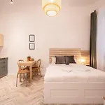 A20- Bp Modern Boutique * Budapešť