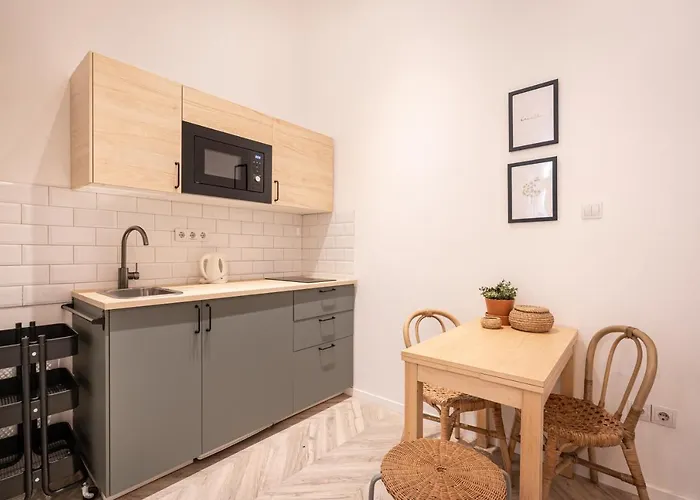A20- Bp Modern Boutique