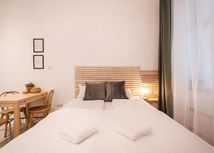 A20- Bp Modern Boutique * Budapest