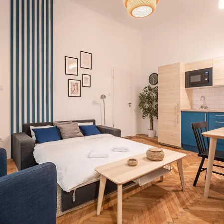 A20- Bp Modern Boutique